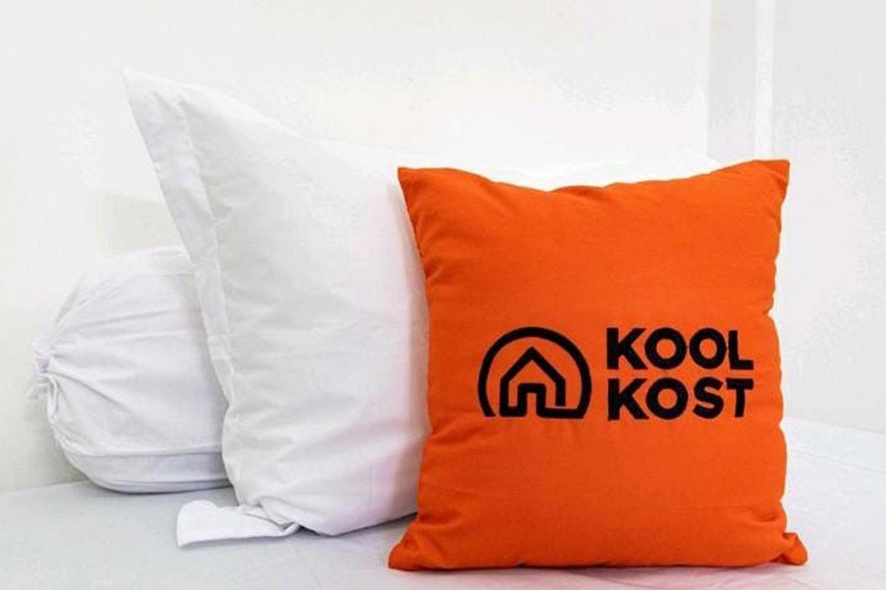 Koolkost At Kupang Jaya - Minimum Stay 30 Nights Σουραμπάγια Εξωτερικό φωτογραφία